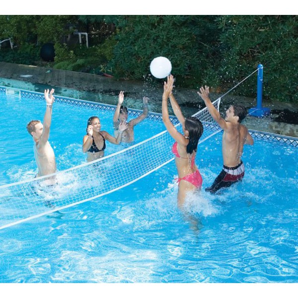 ACROSS POOL VOLLEYBALL GAME : PM72789